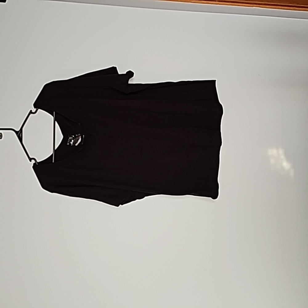 Casual black top